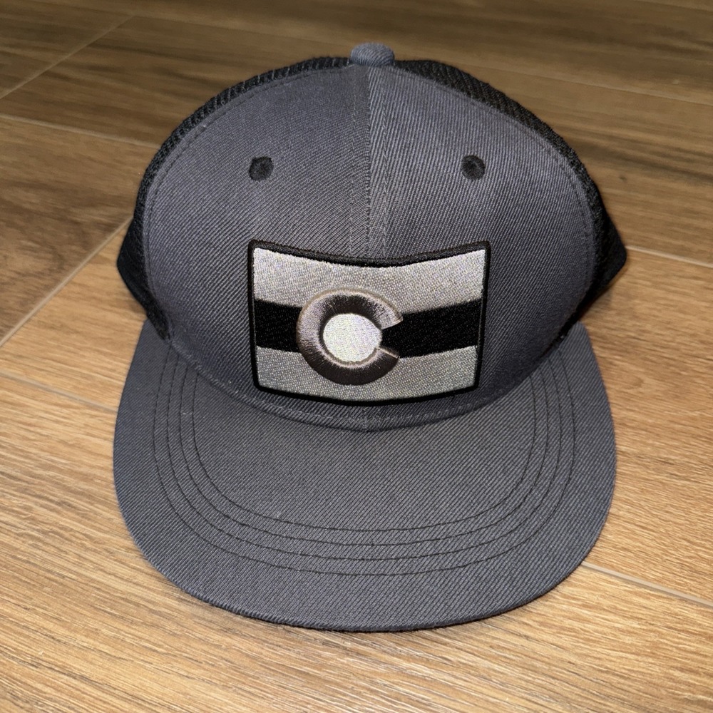 Colorado Flag Monochromatic, Black, Silver Gray, Mesh Strapback Baseball Cap Hat